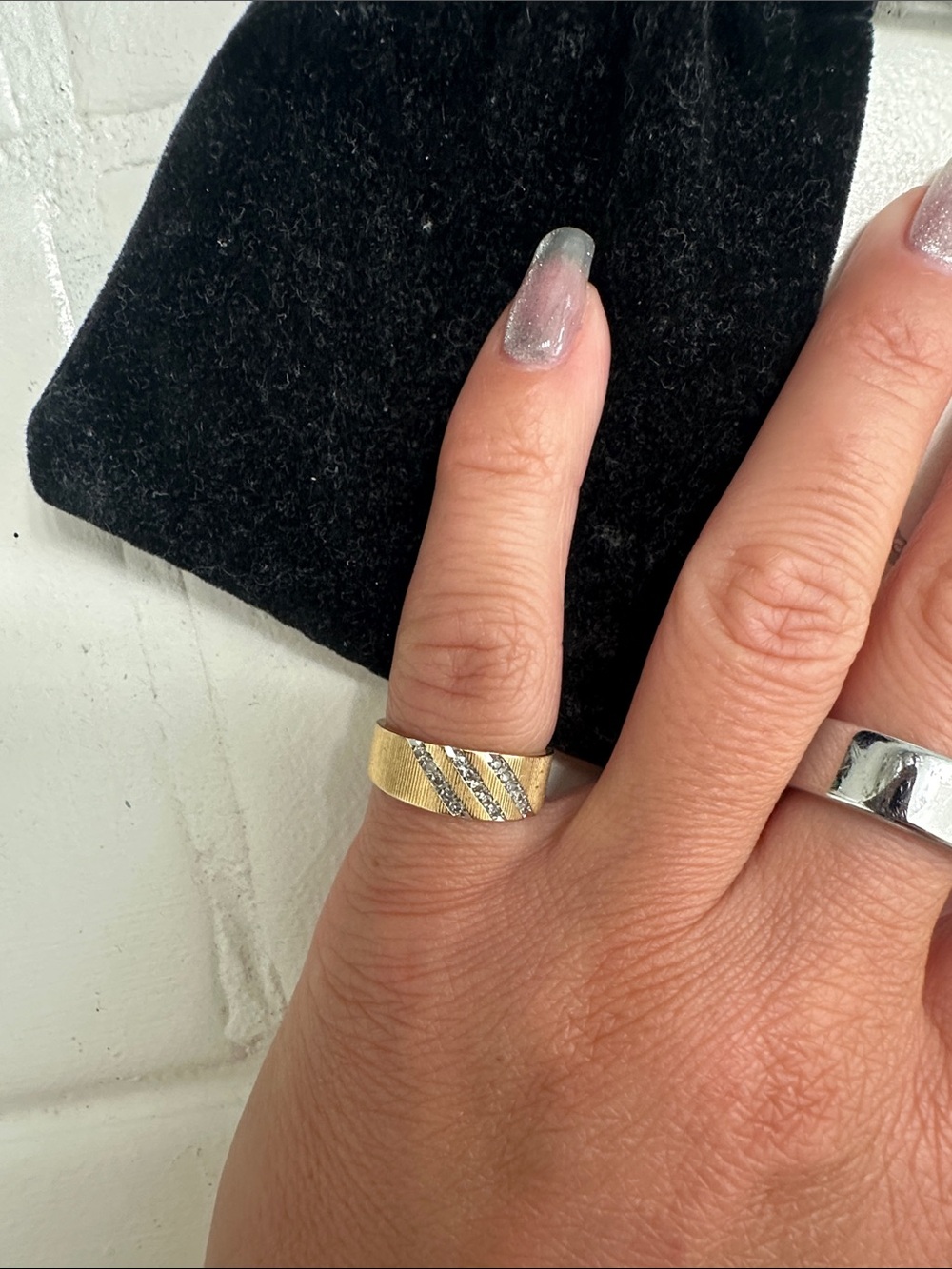 14k Gold Textured Stripe Women's Ring 4g